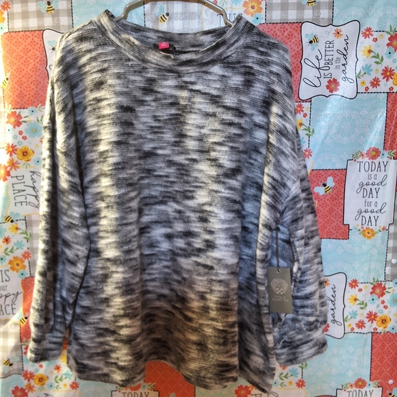 NWOT VINCE CAMUTO BRUSHED SLUB BUBBLE SLEEVE SWEATER - Picture 4 of 9